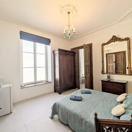 La De Jeanne Bed & Breakfast Toul